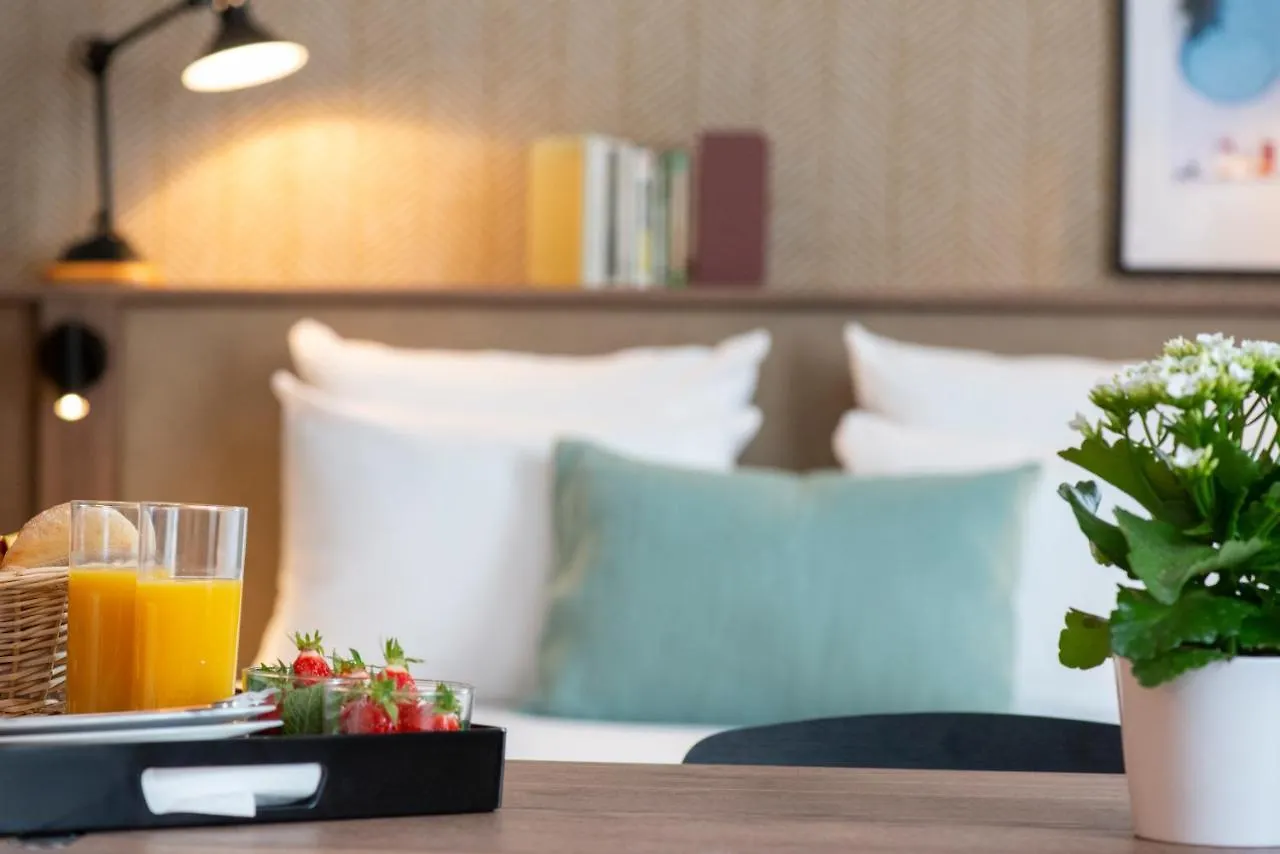 Hotel Novotel Suites Nice Airport