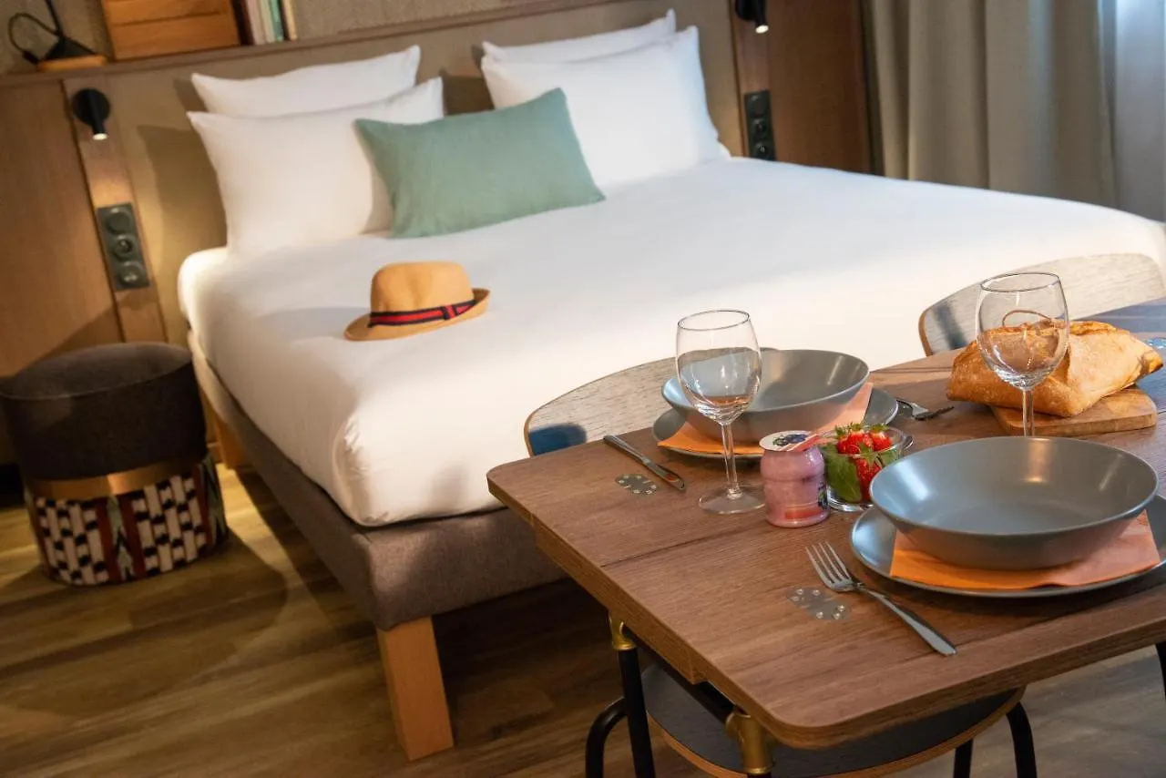 Hotel Novotel Suites Nice Airport