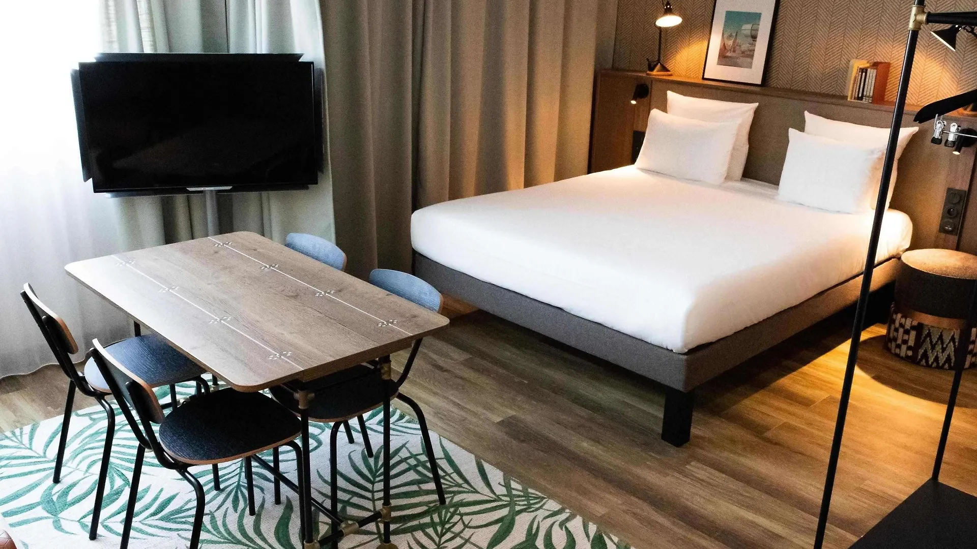 Novotel Suites Nice Airport Hotel