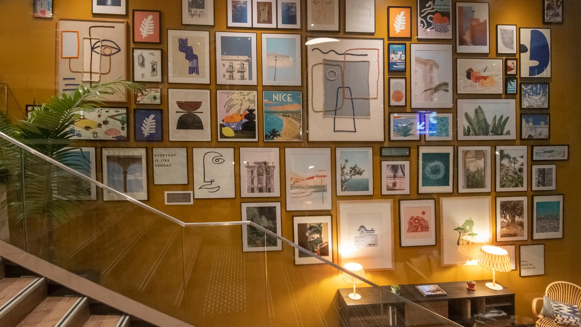 尼斯机场诺富特套房酒店