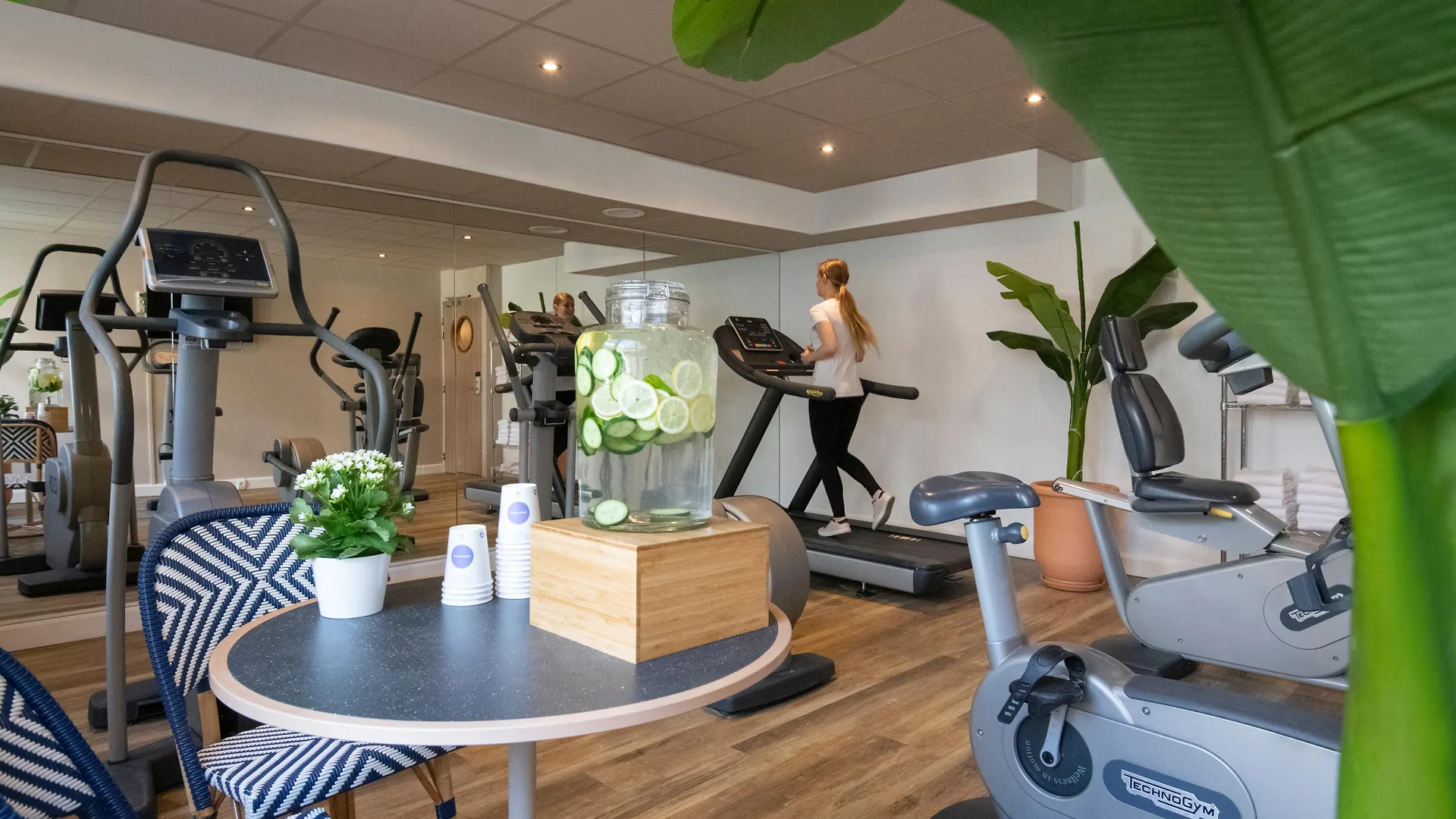 **** Hotel Novotel Suites Nice Airport Francja