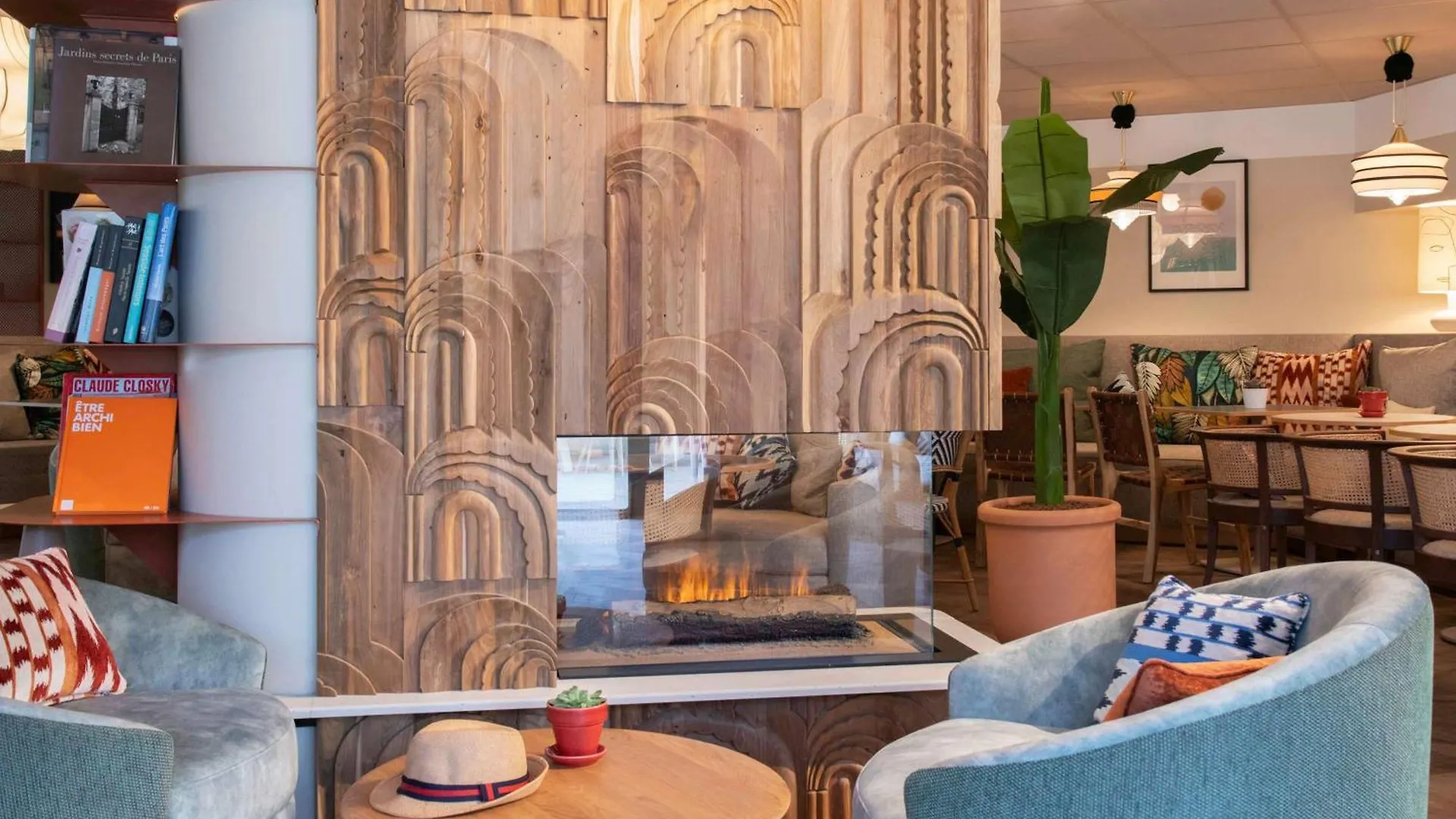 Novotel Suites Nice Airport 4*,